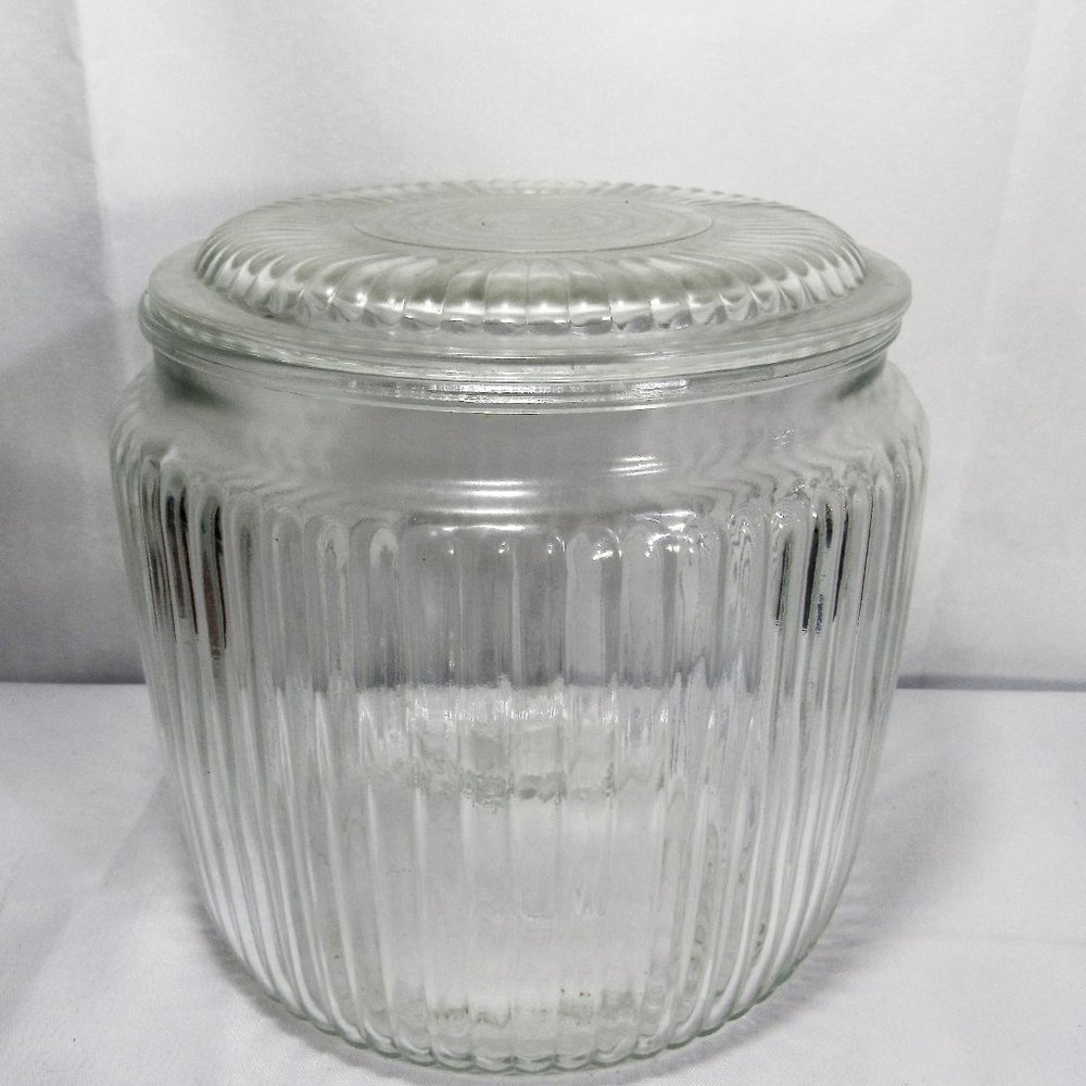 ANCHOR HOCKING COVERED CANISTER FRIGIE CONTAINER GLASS 1960'S